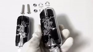 Motorcycle Chrome Aluminum Foot Pegs Front Foot Pedal driver pegs With Mounts Compatible with HONDA FURY/VT 1300 CX 2009-2021 (GSK Chrome)