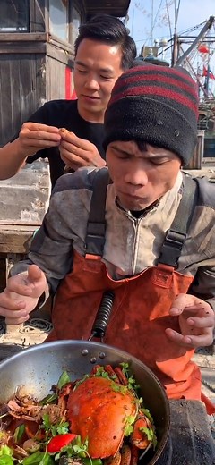 21K views · 668 reactions | Chinese Fisherman Seafood Mukbang #Cooking #Eating #fisherman #seafood #mukbang | Eating TV TPK | Facebook