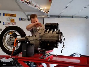 211K views · 2.7K reactions | A superbly skilled mechanic restores and rebuilds a BMW K100 Scrambler  | UNILAD Tech | Facebook