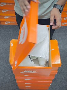 আপনার জন্য পারফেক্ট একটি Casual জুতা খেলাধুলা, হাটা-হাটি , জিম, ব্যায়াম, লং জার্নি বা পার্টি সবই হবে এই জুতায়।  সুপার কমফোর্টেবল এই জুতাটি অর্ডার করতে ক্লিক করুনঃ | Footprints | Facebook