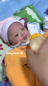 488K views · 10K reactions | Thương con lắm, Chắc gđ thấy con bệnh nên mới quyết định bõ con  #ÔngBốBỉmSữa #maiamtinhthuongphuclam #chùamồcôi #dũngbánhmì #NuôiEm | Dũng Bánh Mì | Facebook