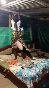 46K views · 274 reactions | Quand le pauvre essaie aussi d'être romantique, voilà ce que ça donne, ❤️ PS : Mon code porno 1Xbête #nzout_potelé_237 | KongossBar VIP Authentique | Facebook