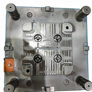 [Hot Item] Custom-Made Injection Mold for Cylindrical Water Dispenser Parts