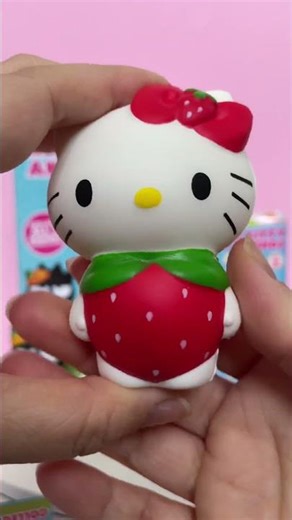 Hello Kitty Squish’Ums Fruit Series