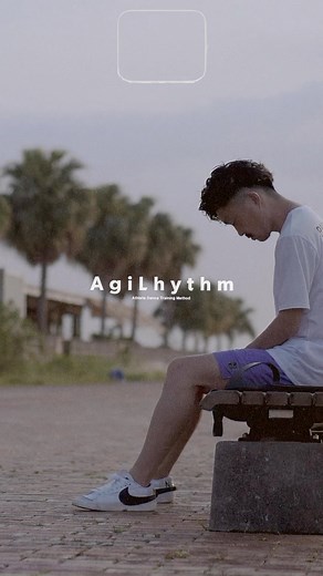 AgiLhythm/アジリズム on Instagram: "【03BOX】 ▪️RHYTHM LADDER ▪️03BOX ▪️リズムラダー ◾️アジリズムトレーニングアイテム 【リズムラダー/Rhythm Ladder】【03BOX】 フレキシブルな弾性素材で一体に形成されたアジリズムオリジナルのトレーニングラダー。 ◾️03BOX 3つのBOXの上をリズムに乗り、ビートを捉え、巧みに動く。横設置・縦設置・複数設置として使用可能な万能型リズムラダー。 ▪️movie @happysunny_pictures #agilhythm #アジリズム #アスリートダンストレーニングメソッド #rhythmladder #ladder #ladderdrills #03BOX #弾性素材 #一体型 #イメージ通りに身体を動かす #身体操作能力 #リズムトレーニング #アジリティトレーニング #モビリティトレーニング #ラダートレーニング #ダンス #スポーツ #トレーニング #アスリート #pat.p"