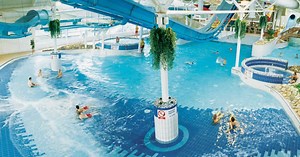 Boring thief banned from Butlins