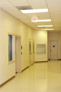 How to Wire a Two-Wire Ballast