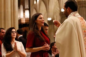 Sacraments 201: Eucharist (what we believe) - Busted Halo