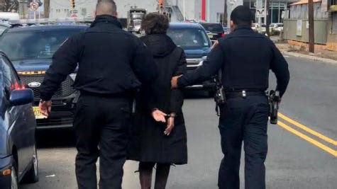 NJ Sen. Sandra Cunningham charged with drunken driving after crash into parked cars