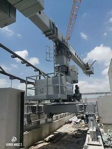 [Hot Item] Bmu-Telescopic Boom Type/ Watsond Trust Worthy Facade Access Building Maintenance System with Gondola and Counter Weight Type/Customized Bmu
