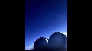 ￼Here, in the short video, you can see an object stationary in the sky above the Subaru Telescope Array in Hawaii. This object is stationary there for a duration of nearly five and three quarter hours. #UAP #orbs #UFO #Unidentified #cylindrical | SkyWitness.Space