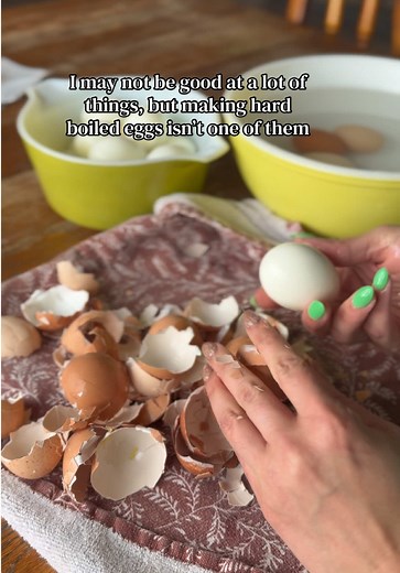 Perfect Hard-Boiled Eggs: The Baking Soda Hack