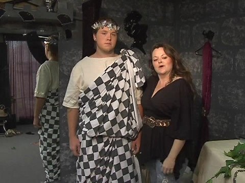 Adult Costumes for Men : How to Wear a Toga