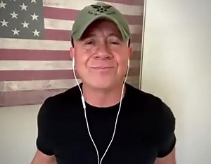 Wine, Beer, Whiskey Little Big Town | Philip Paz