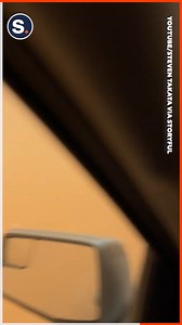 A woman traveling through west Texas documented her experience of driving through a dust storm on Sunday, February 26. | storyful