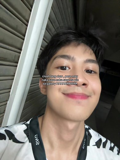 Crush lang daw: may naka-save na pic sa gallery?