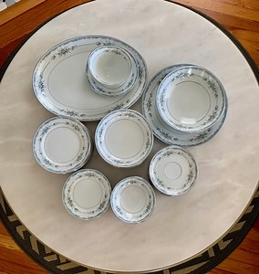 Mikasa Fine China, Vintage Mikasa Roslyn Pattern, Mikasa 5650, Vintage Mikasa China, Vintage Fine China, Vintage Serving, Vintage Kitchen - Etsy