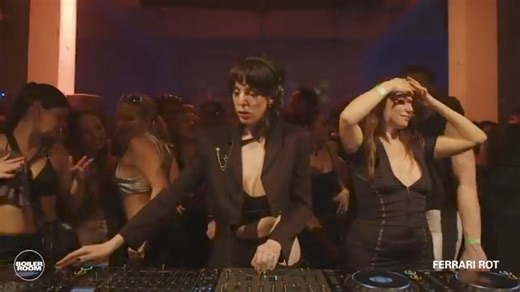 ferrari rot Boiler Room Budapest Valentino | Minimal Techno