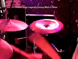 63K views · 1.6K reactions | Dwan (Olan) - Cinta Bandar Tasik Selatan | Lagenda jiwang 80an & 90an | Facebook