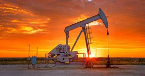 Which is the better big oil stock: BP or Royal Dutch Shell?