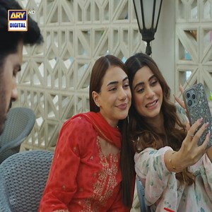 122K views · 3.1K reactions | Kya ap hamari photo lengay? #Sazawar airs every day at 7:00 PM. Download ARY Zap now to watch the latest episode⚡ #Sazawar #KhaqanShahnawaz #AlishbaKhan #MahamNaqvi #BismaBabar #FazilaQazi #KhaledAnam #SaleemSheikh #AmnaAslam #SaimaQureshi #AsimMehmood #FarhaNadir #RabiaNoreen #ARYDigital #ARYDrama #ARYZap | ARY Digital | Facebook
