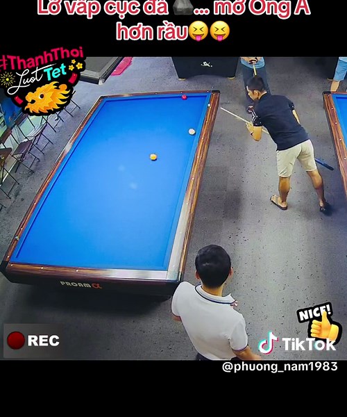 Emotional Billiard Player Cries After Missing a Shot