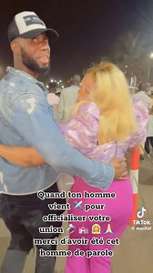 Regardez comment l'amour est beau 🥺😭😭 Après 5 ans de relation à Distance , son gar vient enfin au pays officialiser leur relation 😍💍 💑 💖💖 Elle dit : " Merci d'avoir été cet homme de parole " 💖 Ps : Même prière Seigneur 🙏 On craque ? #slaybabe Je n'ai aucun droit sur la musique joué dans cette vidéo. | Slaybabe