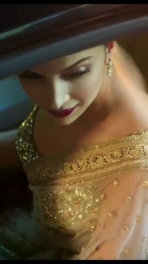 दीपिका पादुकोण on Instagram: "#beautiful deepika padukone in #Dubai @Time 100 award  ♥"