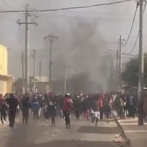 2.9K views · 218 reactions | População grita "MPLA Fora" | UNITA Bruxelas | Facebook