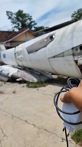 531K views · 2.7K reactions | Jual Pesawat FOKER 100 Boddy Only Full Interior, untuk Edukasi & Resto concept dan Juga Pajangan Pendopo Joglo Mewah. WA: 0895334828000 | Gudeal Pujanggaa | Facebook