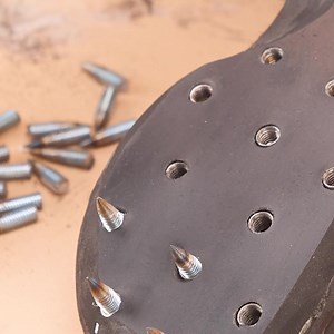 Spiky Crocs DIY | Lady Panda