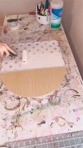 21K views · 311 reactions | Patriotic door hanger #diy | Painted by Mandy | Facebook