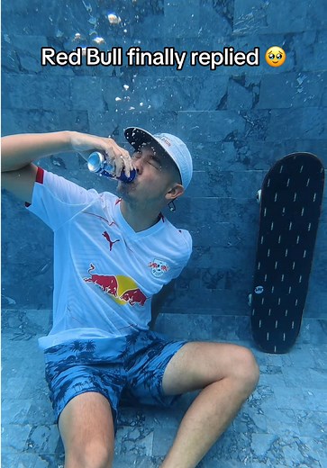 Red Bull Skateboarding Fingerboard Clip: Never Give Up!