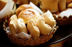 Come fare il pane in casa: ricetta semplice della nonna