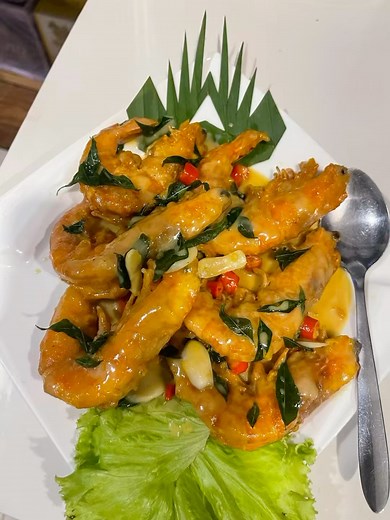 Thai butter prawns 🍤 #yogurtthairestaurant #thairestaurantnearme #seafood #thaifood #montkiara #desasrihartamas #hartamas | Kamonphon Yogurt Kp Khampim