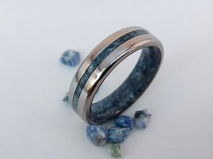 Sodalite Titanium Band Ring: Raw Gemstone Wedding Band - Etsy
