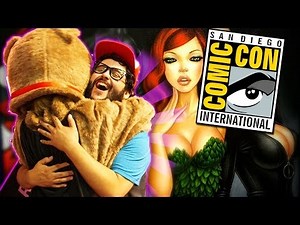 Bear Hugs and Beautiful Women at Comic-Con 2014!