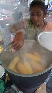 3.3K views · 19 reactions | मा - बेटी बेच रही है Butter मक्का ||Mother & Daughter Selling Masala Sweet Corn at Law Garden Street , Ahmedabad  | Factory Made India | Facebook