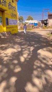 Isko kaise pataa chal gaya chaddi nhi pahni he 🫣🫣#comedy#viralvideo#comedyvideo#trendingreels#bestcomedyvideo #funyreels😂 #🤣😇🤣😇🤣😇🤣😇🤣😇🤣 | Nilesh Patel