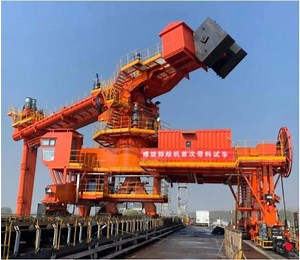 [Hot Item] Port Mobile Screw Ship Unloader
