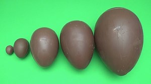 The Baby Big Mouth Show! Best of Mystery Chocolate Surprise Eggs! Learn Sizes! Filled with Toys, Candy, and FUN! Music created, produced and performed by Baby Big Mouth! Kinder Sorpresa, Kinder Joy, Kinder Überraschung, Kinder Ovo, Киндер Сюрприз, Kinderegg, Kinderüberraschung, Verrassingsei, Kinderschokolade, Kinderueberraschung, Kinderoverraskelse, Kinder Niespodzianka, Kinder-yllätys, Kinderägg, Kinder Meglepetés, Kinder Surpresa, & キンダーサプライズ. Learn, Laugh and Play with BABY BIG MOUTH! Have f