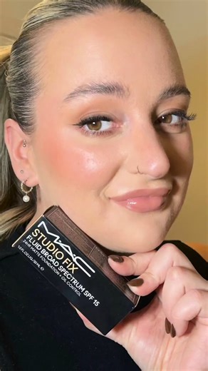 2.2K views | If you’re not applying #MACStudioFix with a 170S Brush…what are you doing? This Pro-quality best-seller hugs the contours of your face for even, customizable coverage with a natural, soft-matte finish every time 朗 @jessdixon.makeup wears shade NC17, hbu? #IWearMAC #MACCosmeticsPH | M·A·C Cosmetics | Facebook