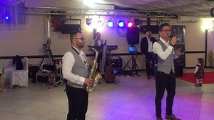 #NewClip #ColajDeAscultare😊 #Click 👉 https://youtu.be/TUl8TDCmW-c ✔️ #A_zis_tata_către_mine 🆎🎤🎷🎻🎹🎸 ✔️ #Mamă_scumpă_și_miloasă 🥁🎙🎵 ☎️ 0766.468.872 📞 #ClickHD #Like_Share😉 #SuccesulNunțiiTale🔊 👉 www.acordbandroman.ro 🌎 | Orchestra Octavian Vârgă