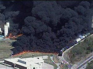 MASSIVE FIRE: US chemical plant in flames