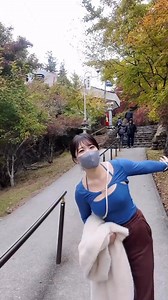 27K views · 1.2K reactions | Maybe she's actually the chasing type? ... #cute #date #japan #femalecollegegirl #instadaily | Wu Asiangirlsofficial | Facebook