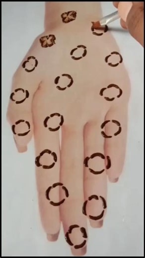 Makeup brush 🖌mehandi design for beginners#mehndi#youtubeshorts#henna#easymehndidesign#ytshorts#love