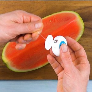 943K views · 5.9K reactions | Dessert parfait pour l'été : un fruit ou un gâteau ?   Pour les instructions, c'est par ici : https://youtu.be/NK0QH49wGiQ Sauvegarder sur Pinterest : https://bit.ly/2XNtm7A | Bon Ap’ | Facebook