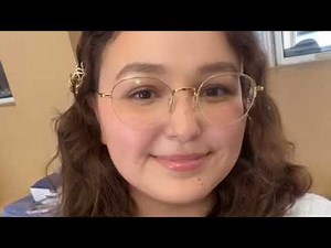 Leana Lovings behind the scenes on the p*rn set