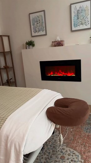 Sneak peek into the new and improved Zen Vibe in the Pointe-Claire Village. ✌️ A warm, welcoming space made just for you. #massagetherapist #massage #westislandmassage #headspa #japaneseheadspa #selfcare #facials #skincare #organicskincare | Zen Chez Nous - Massage, Facials & Head Spa