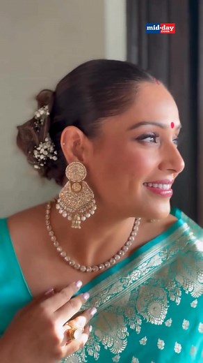 Wrapped in elegance, Bipasha stuns in this gorgeous blue saree. #BipashaBasu #StyleGoals #SareeSwag #saree #bollywood #entertainment #glamour #beauty #MiddayEntertainment | MiD DAY